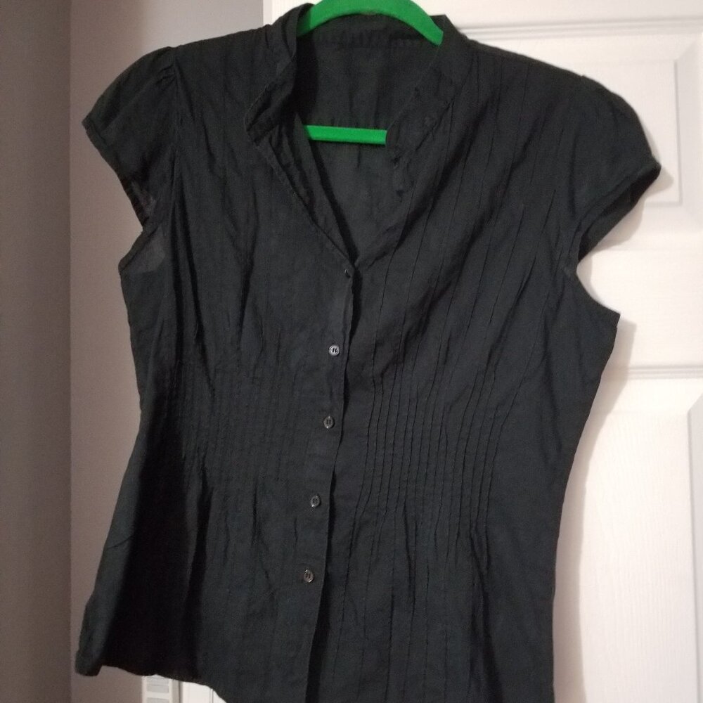 Hot Topic Black Cotton Button Down Blouse